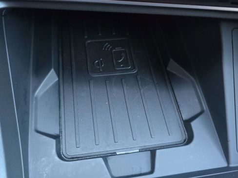 Used 2025 Audi Q3 2.0T Premium Plus w/ Premium Plus Package image 24