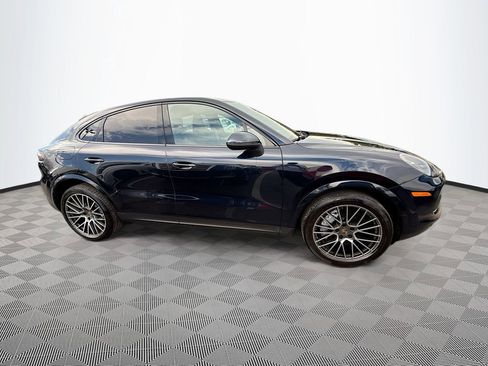 Used 2022 Porsche Cayenne Platinum Edition AWD/4WD image 9