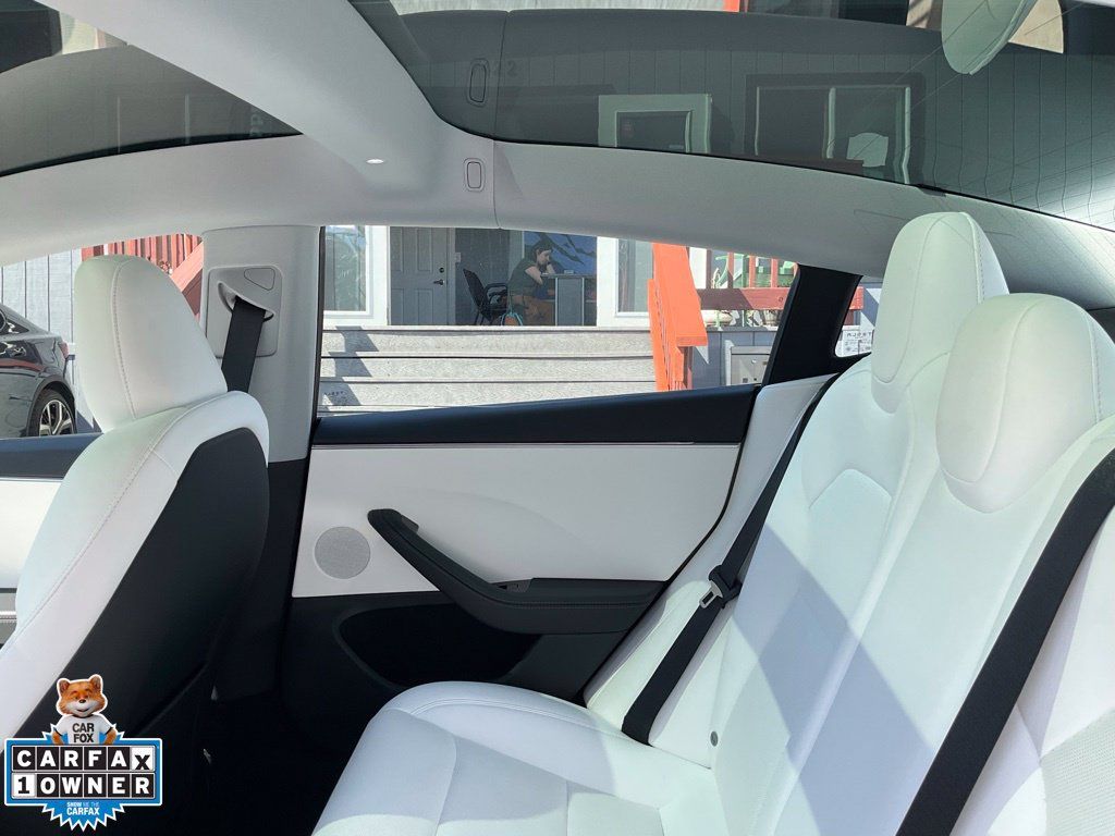 Used 2024 Tesla Model 3 Long Range RWD image 31