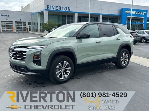 New 2026 Chevrolet Equinox LT AWD/4WD image 1