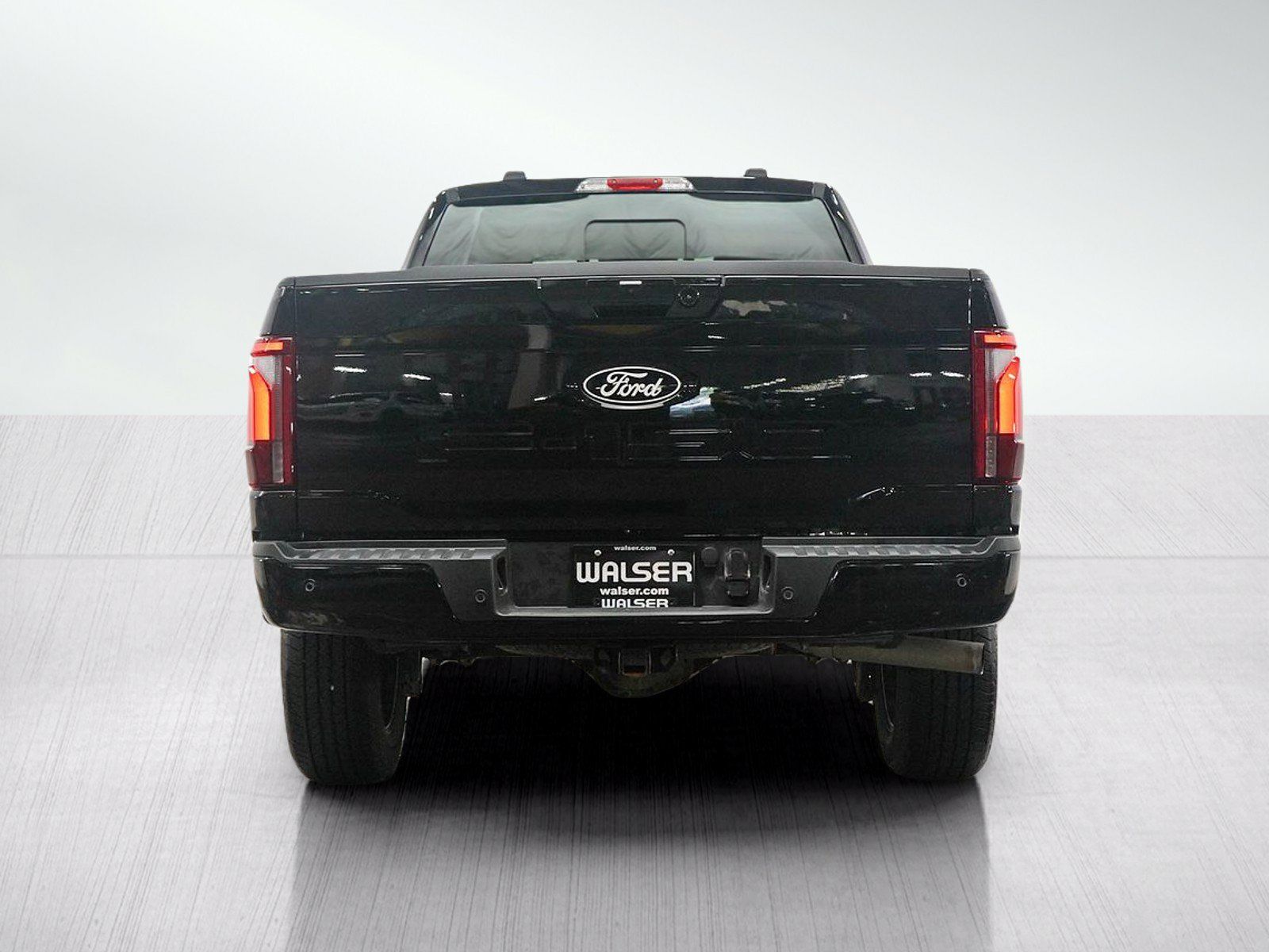 Used 2025 Ford F150 Lariat AWD/4WD image 4