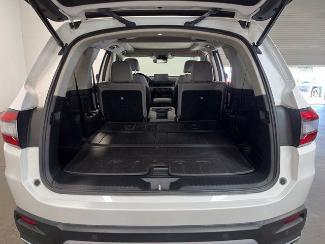 Used 2024 Honda Pilot Touring image 17