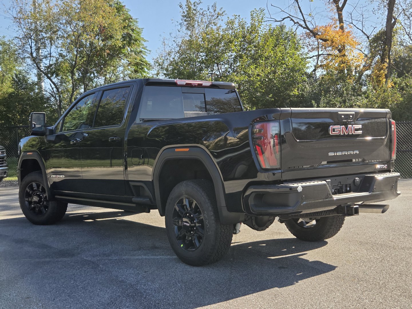 New 2026 GMC Sierra 2500 AT4 w/ Technology Package AWD/4WD image 14