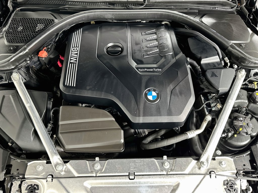 Used 2021 BMW 430i Coupe w/ M Sport Package RWD image 31