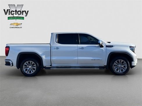 Used 2022 GMC Sierra 1500 Denali image 7