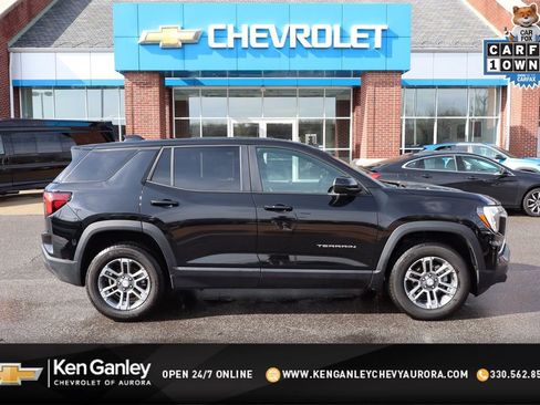 Used 2025 GMC Terrain Elevation image 1