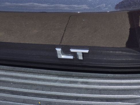 Used 2024 Chevrolet Tahoe LT AWD/4WD image 10