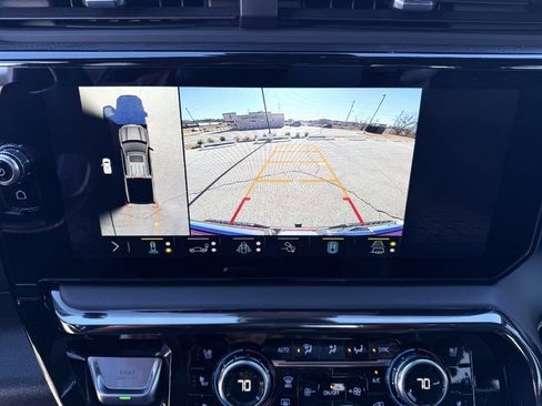 Used 2023 GMC Sierra 1500 AT4X image 17