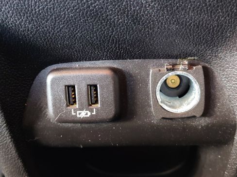 Used 2019 Chevrolet Colorado LT w/ LT Convenience Package image 27