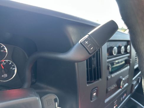 Used 2024 GMC Savana 2500 w/ Driver Convenience Package image 20