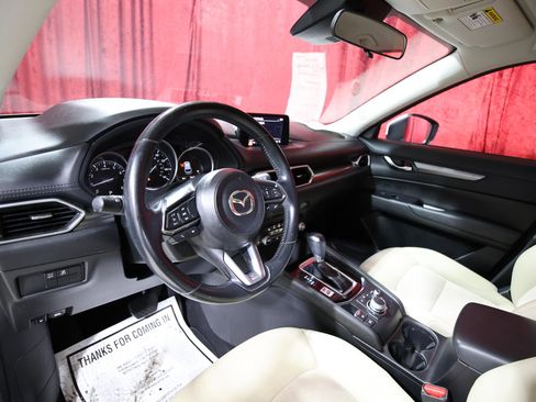 Used 2020 MAZDA CX-5 Touring FWD image 12