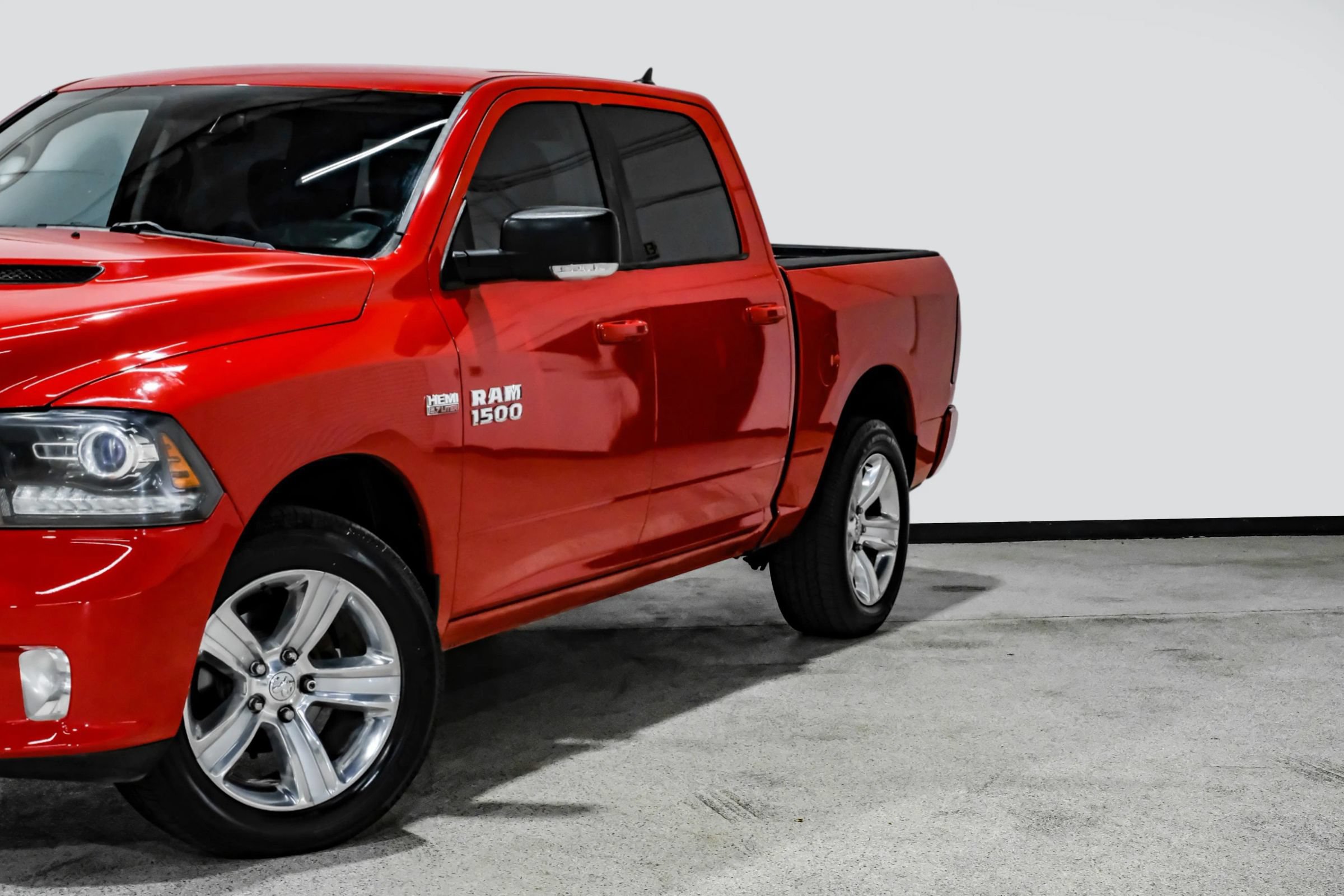 Used 2013 RAM 1500 Sport w/ Sport Premium Group AWD/4WD image 13