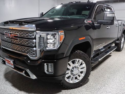 Used 2021 GMC Sierra 2500 Denali w/ Denali Ultimate Package AWD/4WD image 34