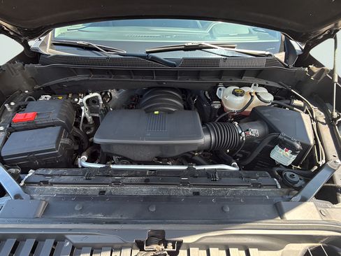 Used 2024 Chevrolet Silverado 1500 RST AWD/4WD image 34