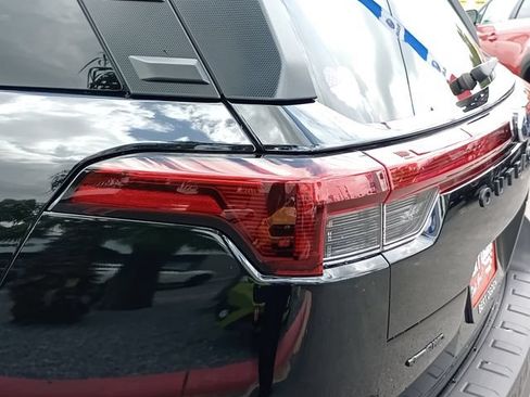 New 2026 Subaru Outback Limited XT AWD/4WD image 8