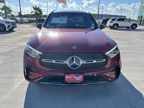 New 2026 Mercedes-Benz GLC 300 image 2