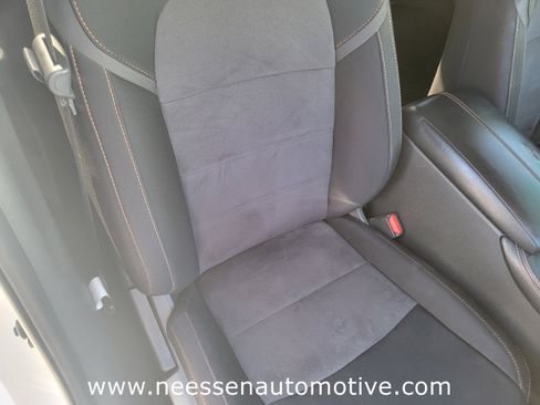 Used 2021 Nissan Sentra SR image 10