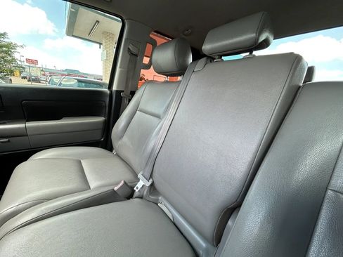 Used 2011 Toyota Tundra 2WD Double Cab image 24