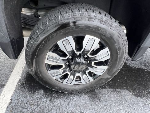 Certified 2024 GMC Sierra 2500 Denali w/ Technology Package image 11