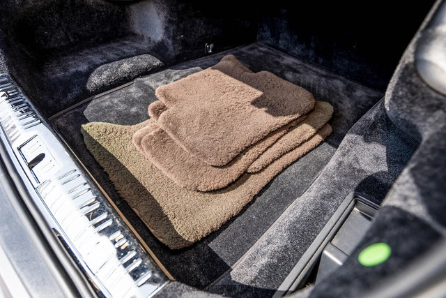 Used 2016 Rolls-Royce Wraith RWD image 89