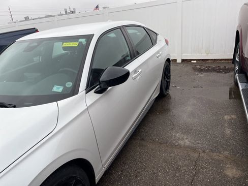 Used 2022 Honda Civic Sport image 6