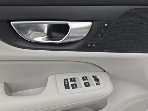 Certified 2024 Volvo V60 B5 Cross Country Plus image 15