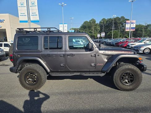 Used 2020 Jeep Wrangler Unlimited Rubicon w/ Dual Top Group AWD/4WD image 4