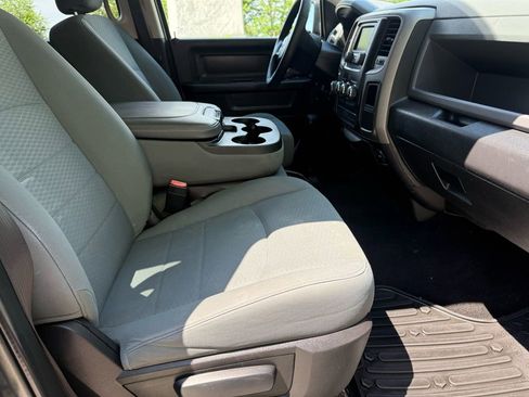 Used 2017 RAM 1500 Express w/ Express Value Package AWD/4WD image 35