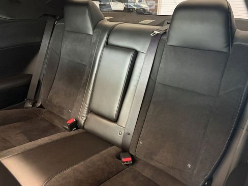 Used 2022 Dodge Challenger R/T Scat Pack RWD image 8