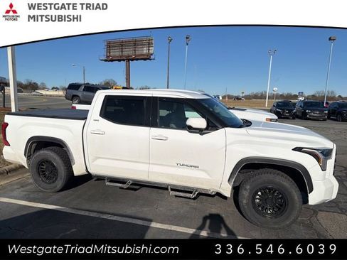 Used 2022 Toyota Tundra SR5 image 7