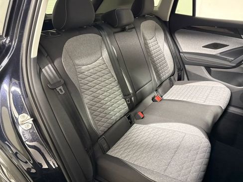 Used 2025 Volkswagen Tiguan S AWD/4WD image 15