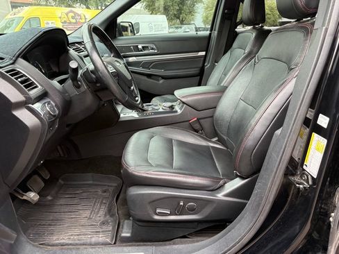 Used 2018 Ford Explorer Sport AWD/4WD image 8