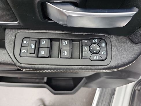 Used 2025 RAM 2500 Big Horn AWD/4WD image 29