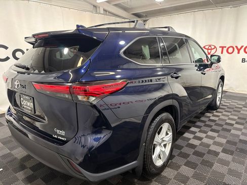 Used 2020 Toyota Highlander LE AWD/4WD image 7