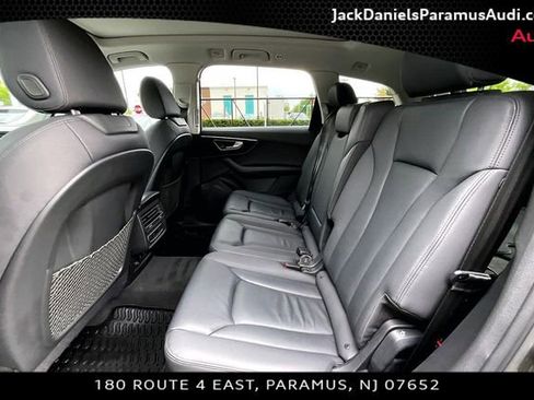 Used 2023 Audi Q7 2.0T Premium w/ Convenience Package AWD/4WD image 24