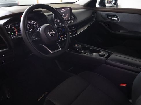 Used 2023 Nissan Rogue SV AWD/4WD image 17