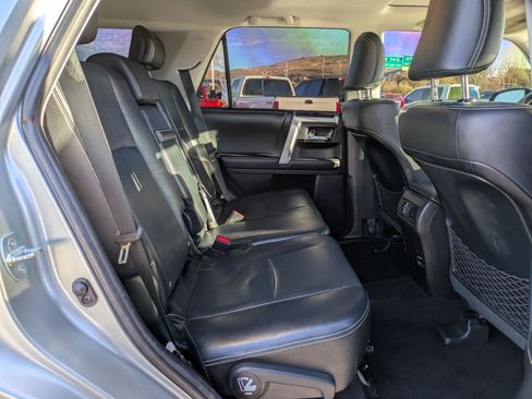 Used 2014 Toyota 4Runner Limited image 30
