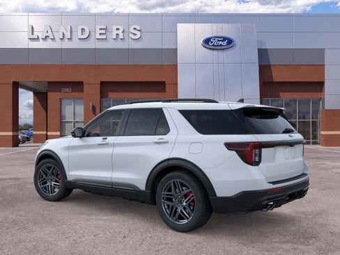 New 2026 Ford Explorer ST RWD image 4