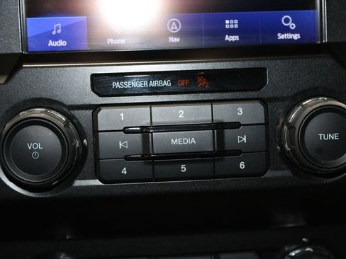 Used 2020 Ford F150 XLT w/ Equipment Group 302A Luxury AWD/4WD image 55