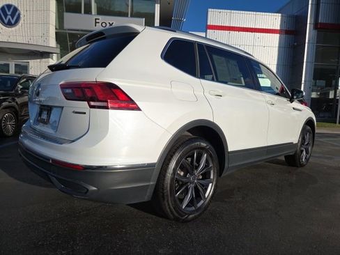 Used 2023 Volkswagen Tiguan SE image 7