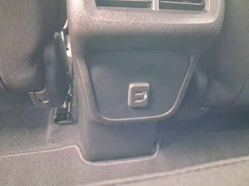 Used 2020 Chevrolet Equinox LT FWD image 25