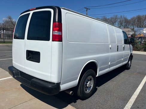 Used 2019 Chevrolet Express 2500 Extended w/ Driver Convenience Package image 8