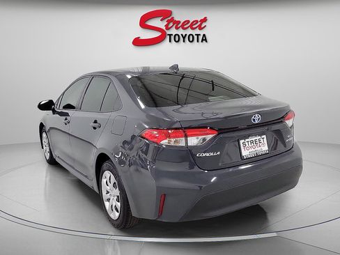 Certified 2024 Toyota Corolla LE image 2