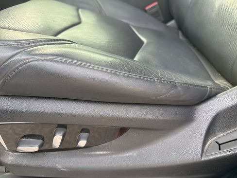 Used 2018 Cadillac Escalade Premium Luxury w/ LPO, Radiant Package image 9