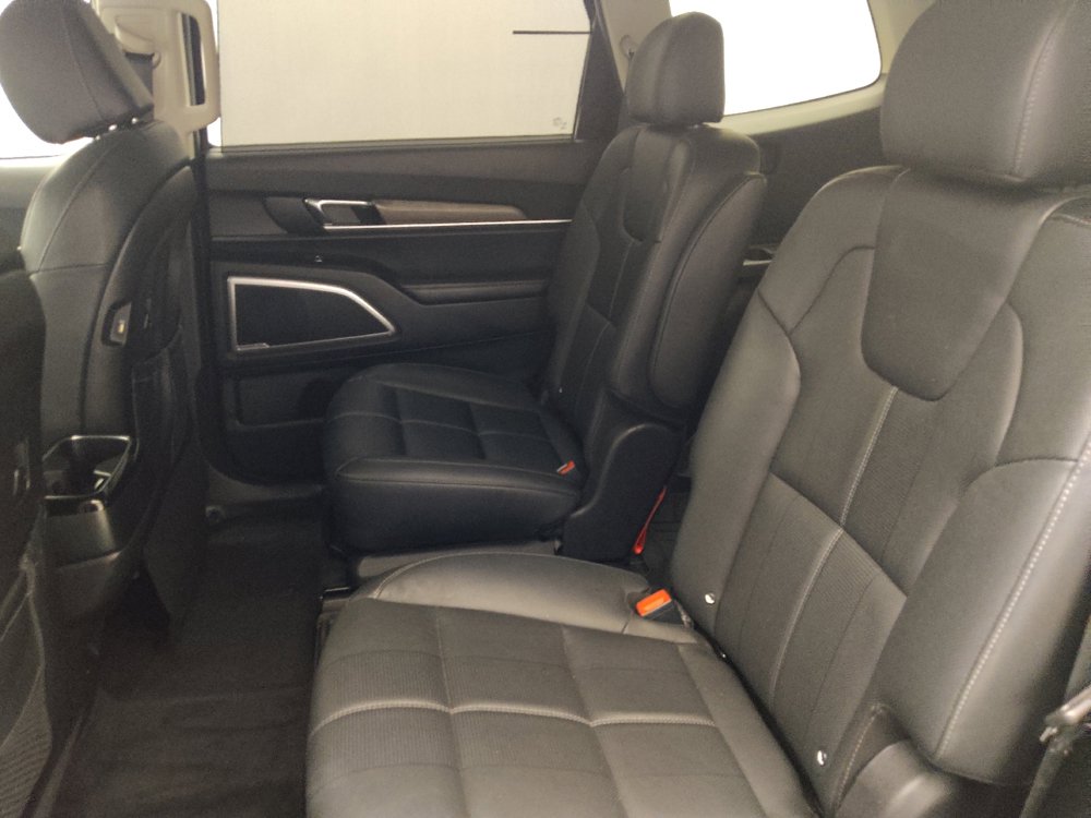 Used 2021 Kia Telluride EX w/ EX Premium Package FWD image 18