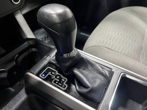 Used 2016 Toyota Tacoma SR5 w/ Towing Package RWD image 28
