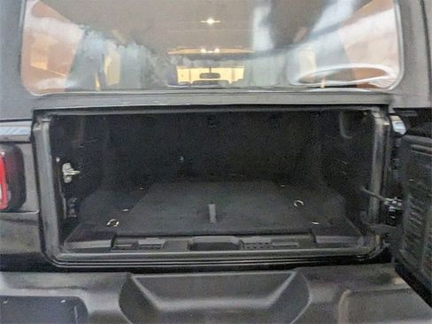 Used 2022 Jeep Wrangler Unlimited Sport image 10