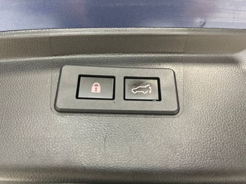 Used 2020 Subaru Outback Limited AWD/4WD image 37