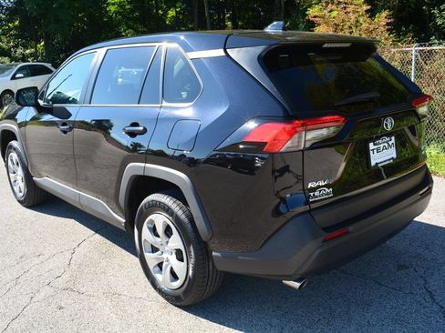 Used 2023 Toyota RAV4 LE AWD/4WD image 7