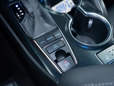 Used 2020 Toyota Camry XSE w/ Navigation Package FWD image 38